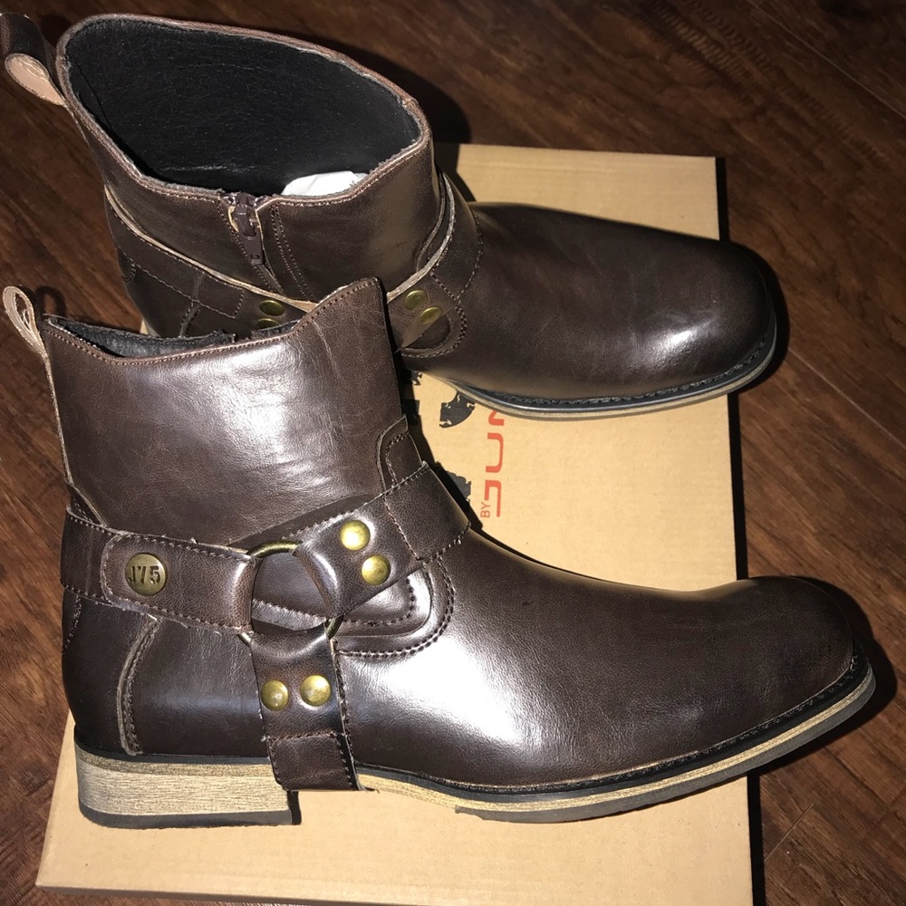 Men’s J75 by Jump Brown Harness Boots Size 8